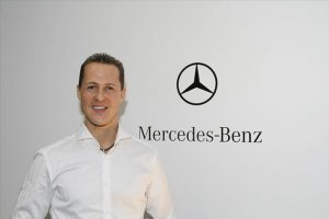 Mercedes продолжит сотрудничество с Михаэлем Шумахером